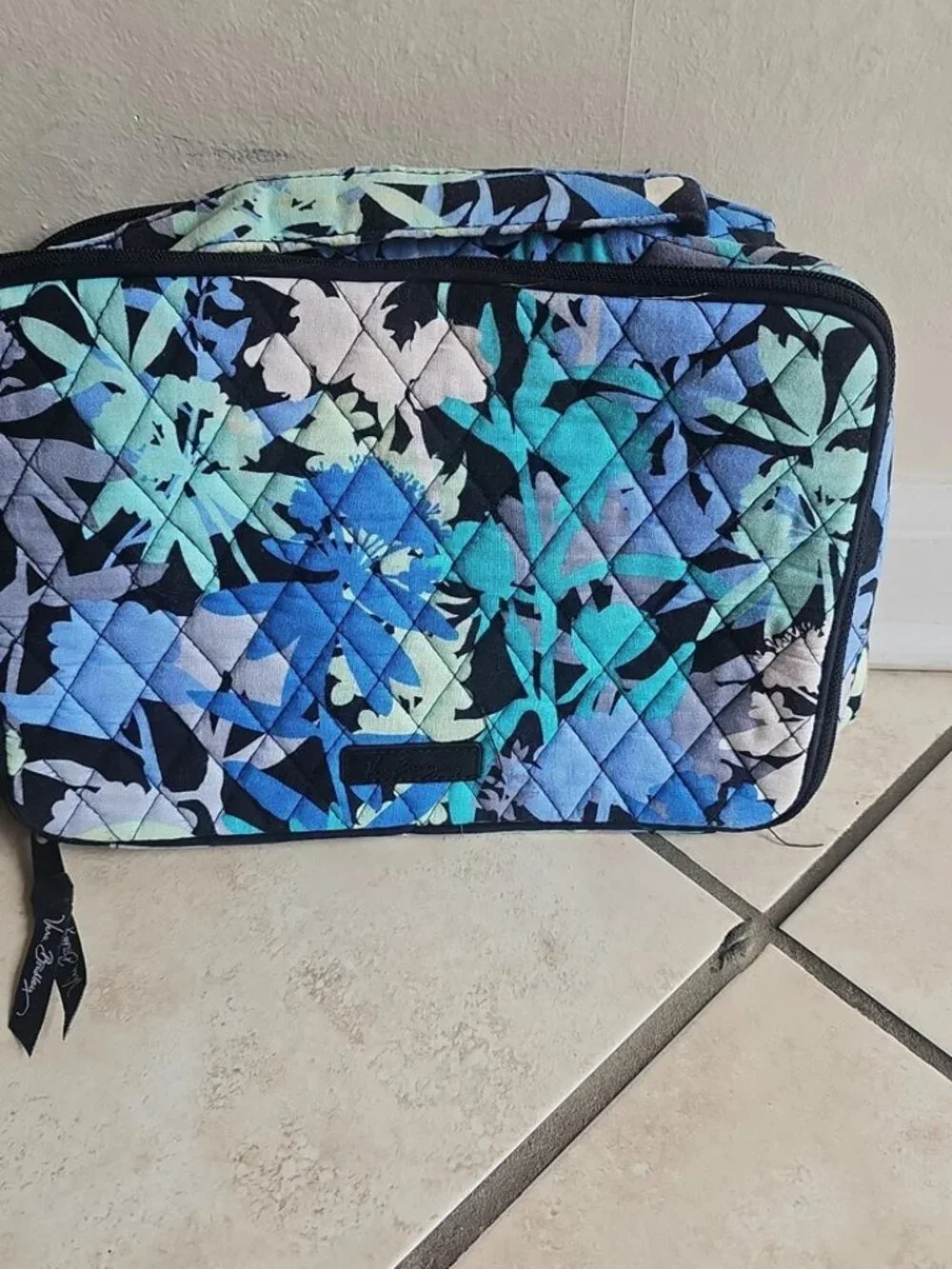 Vera Bradley Retired Camofloral Grand Cosmetic Case